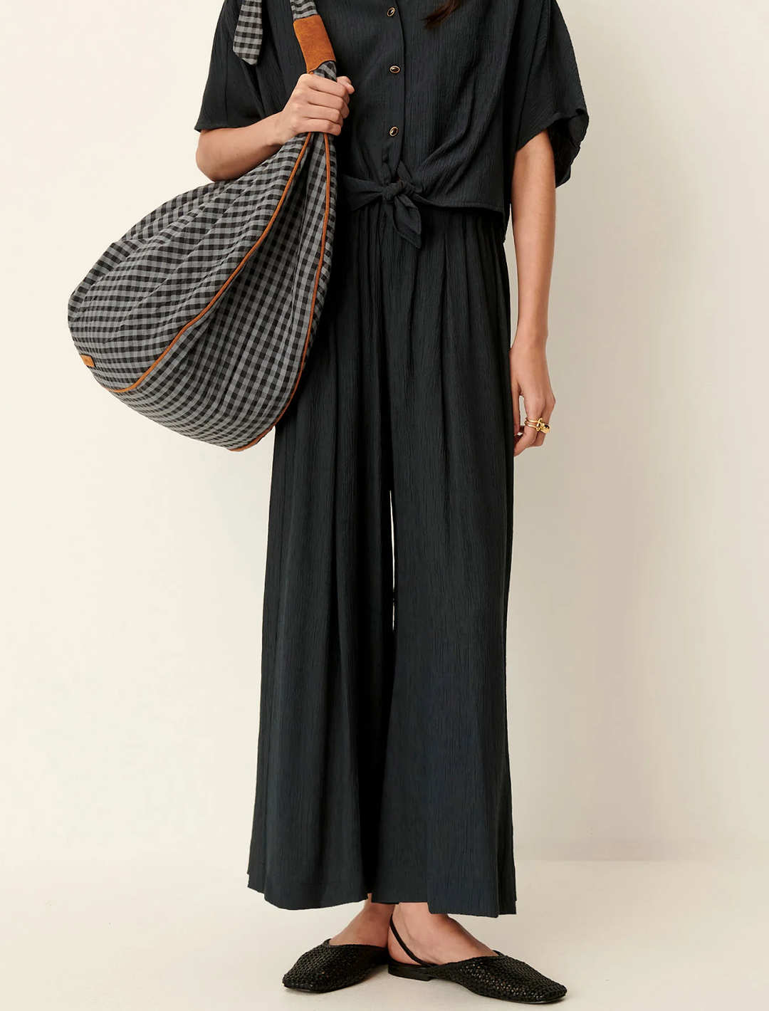 isla minima pant in smoke green