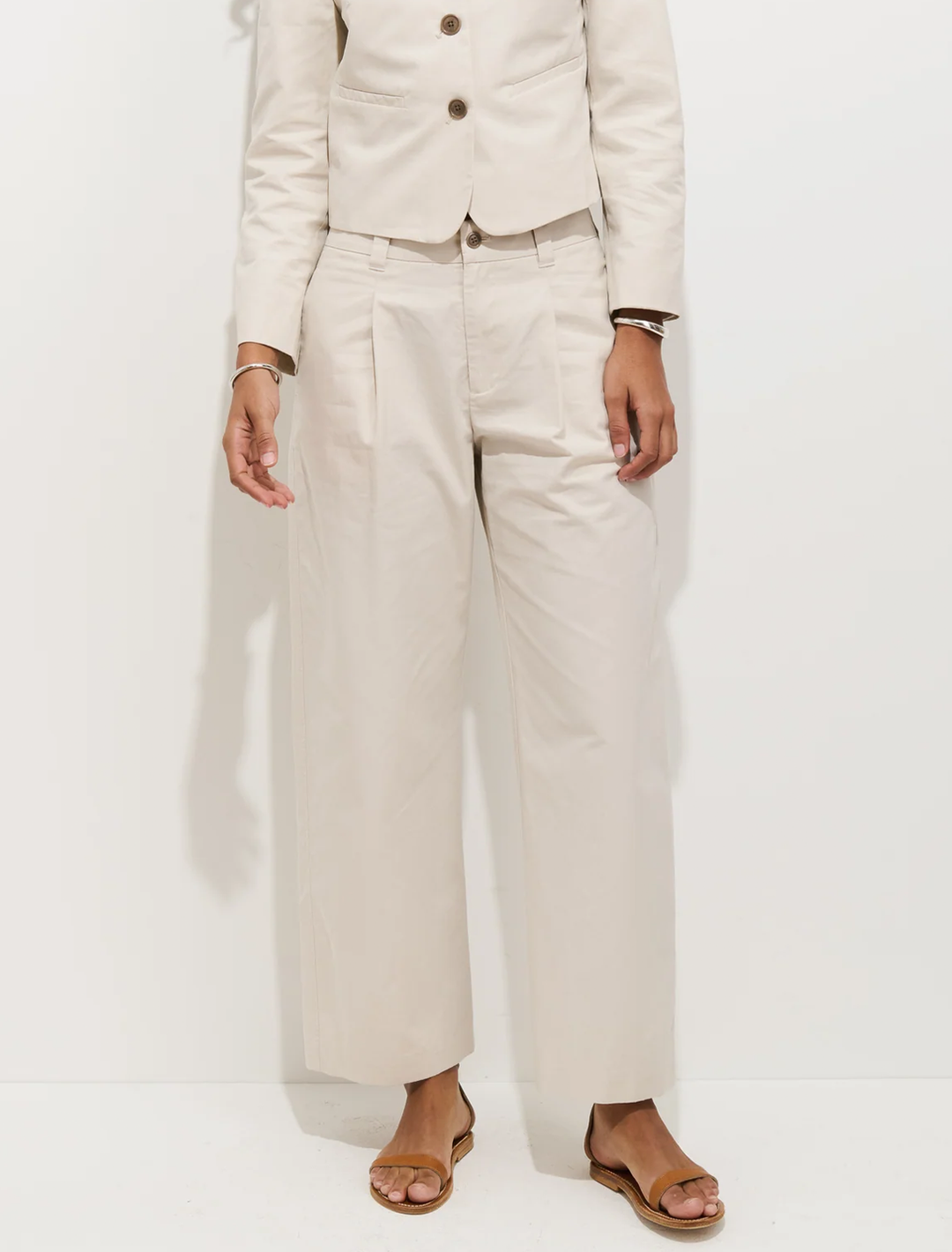 soho pant in sand