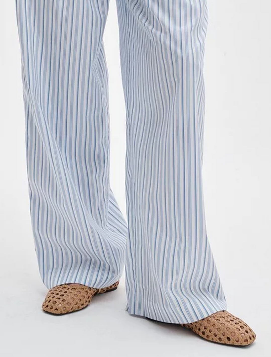 spire mary jane in dark natural