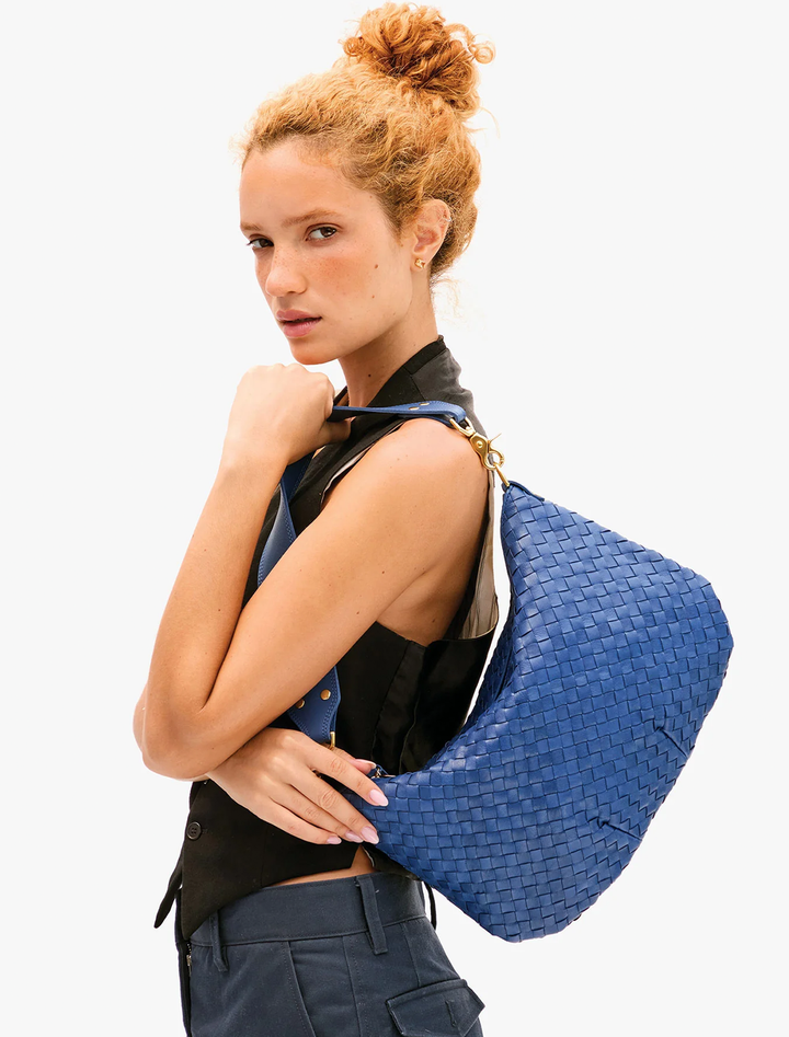 moyen messenger in french blue woven diagonal