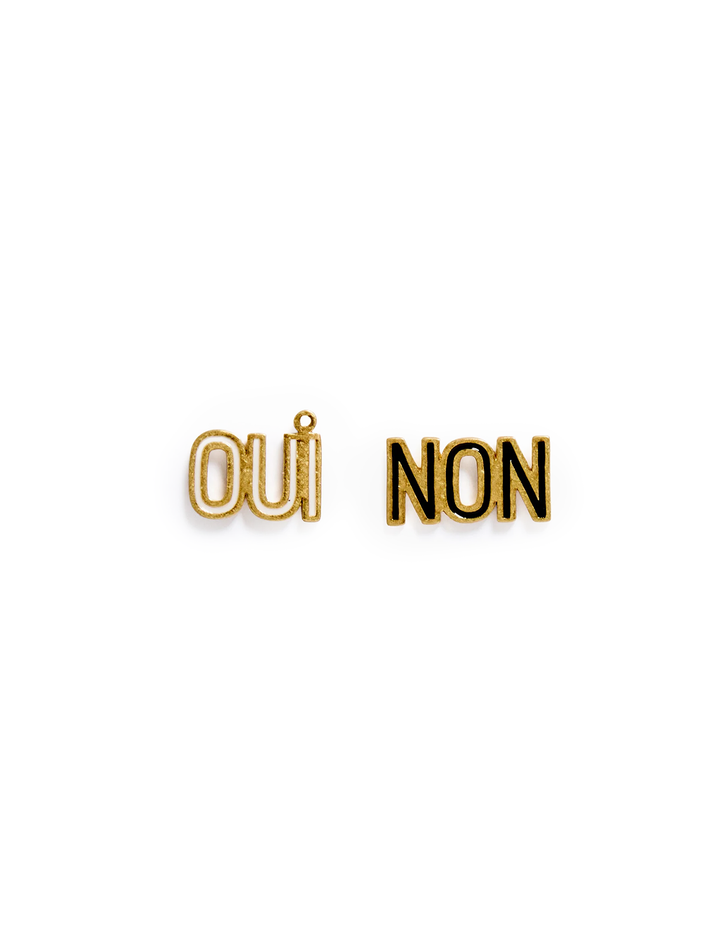oui non stud earrings