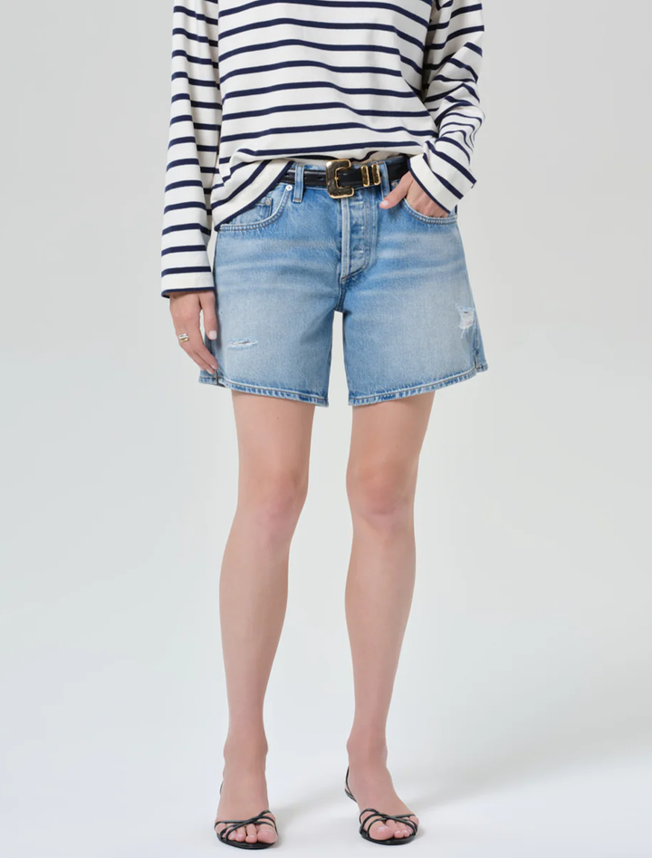 billie relaxed short in sparrow