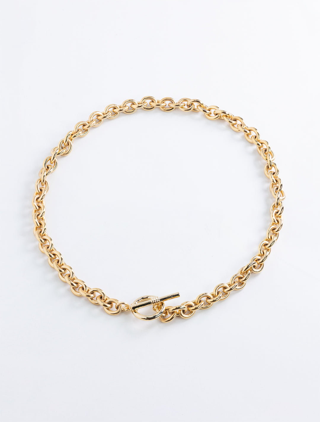 cable chain toggle necklace in gold