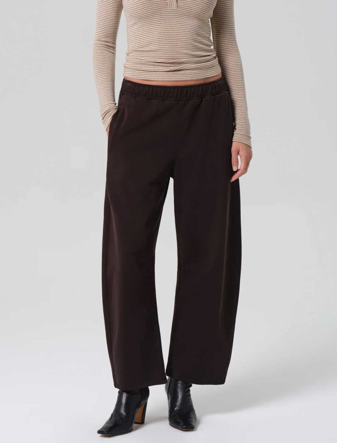 miro sweatpant in chocolate
