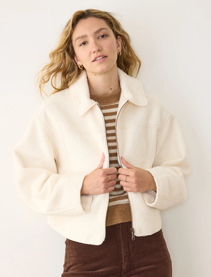 sloane boucle crop jacket in cream