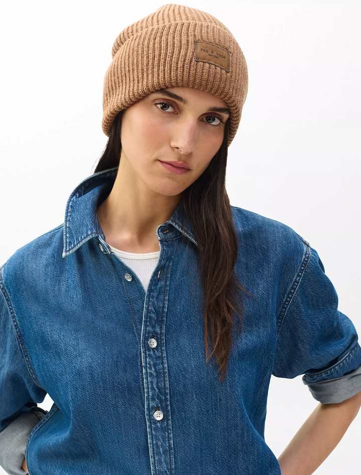 blake beanie in camel