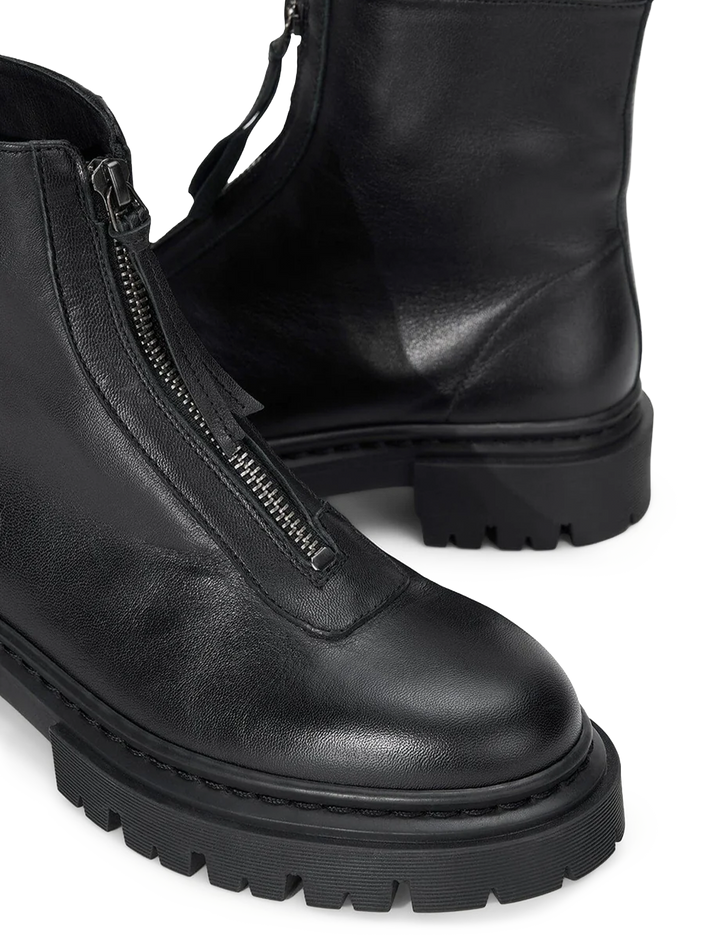 miles zip ankle boot in black