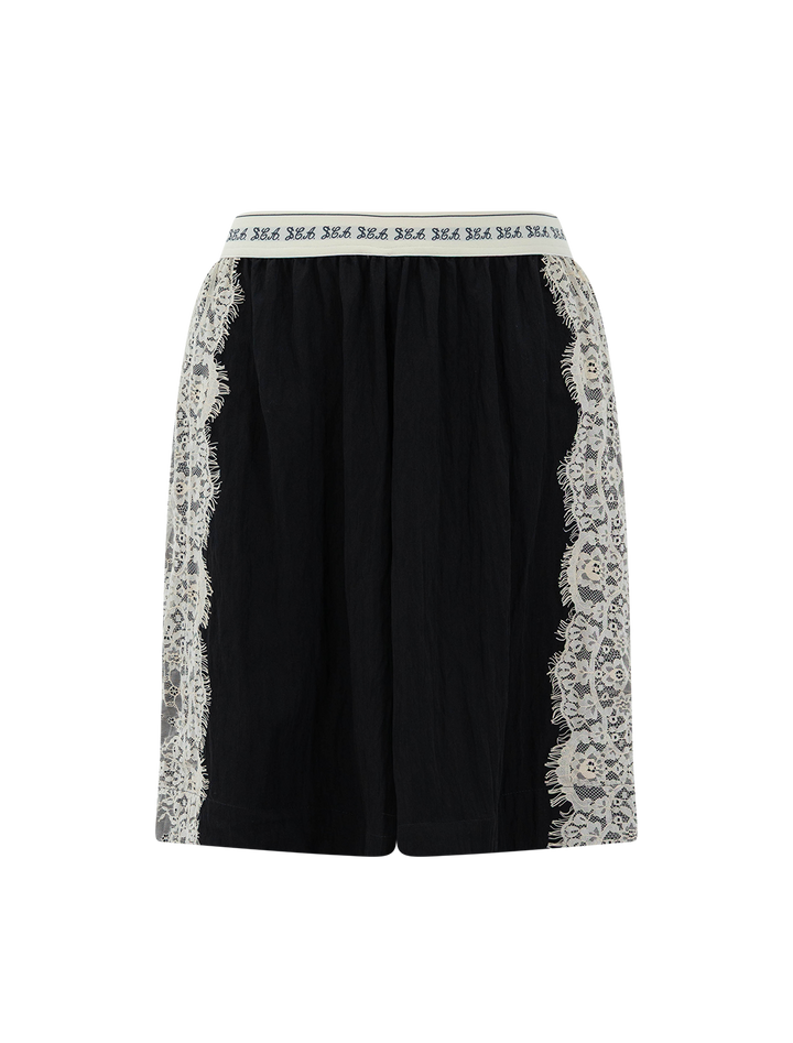 lisette solid knee length shorts