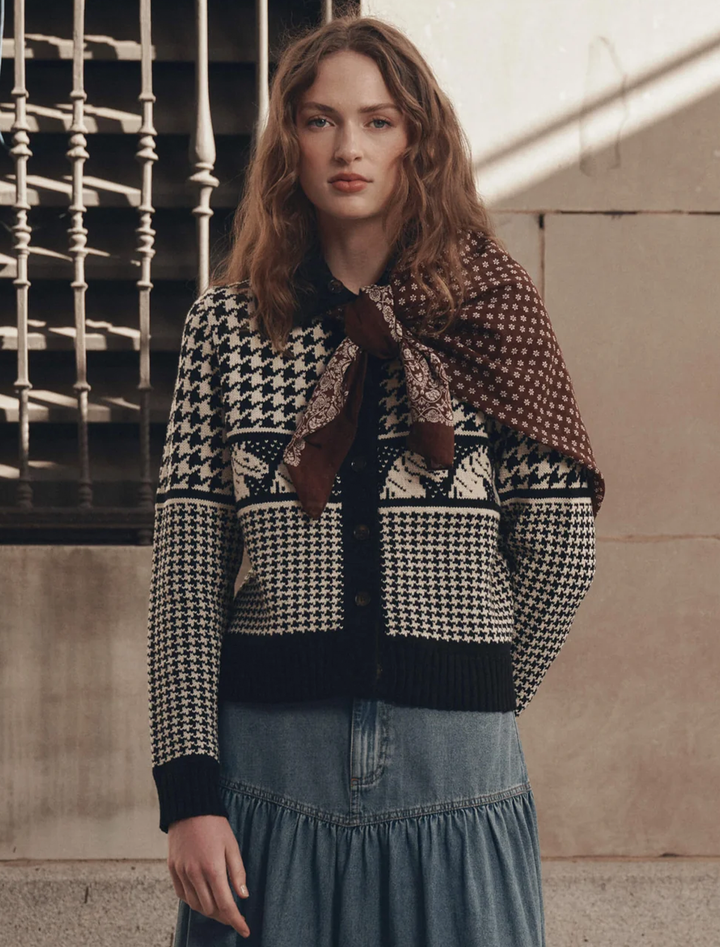 the pony cardigan in black