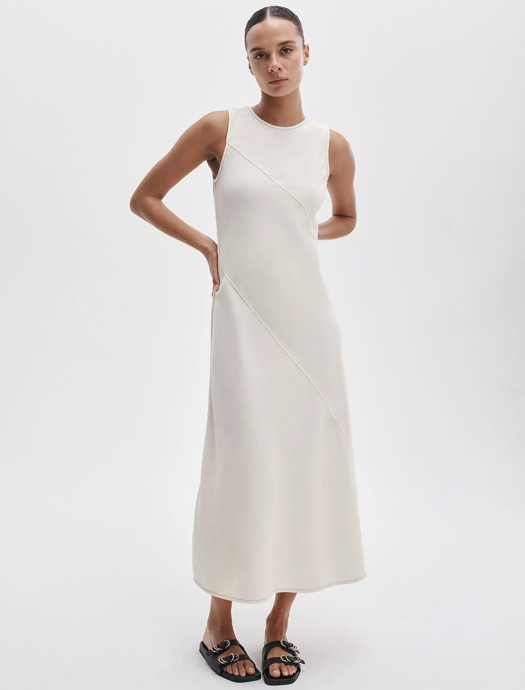 lisbon dress in ecru