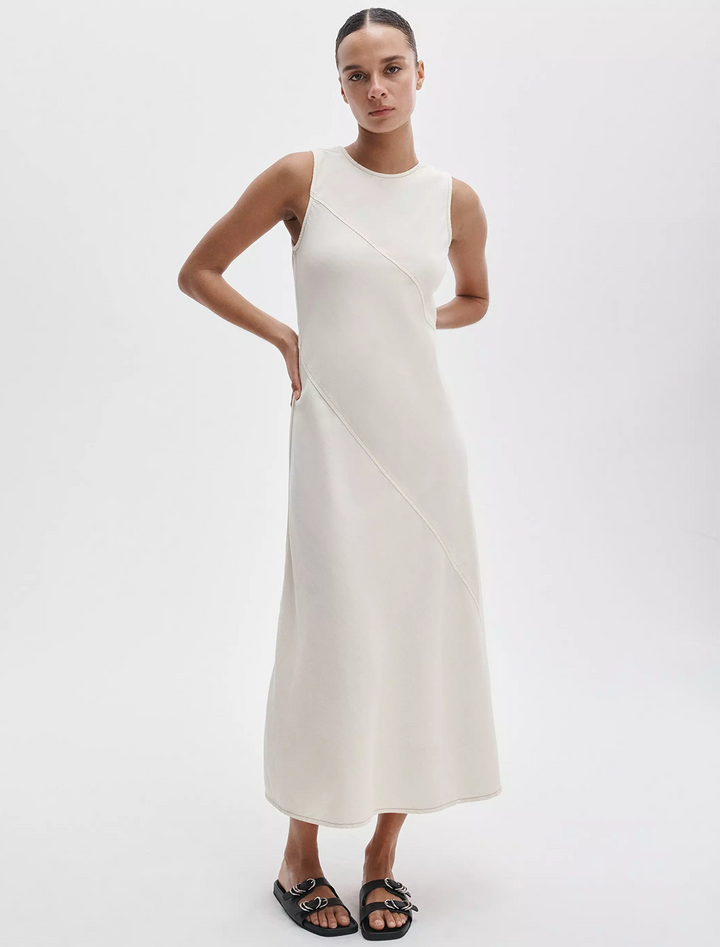 lisbon dress in ecru