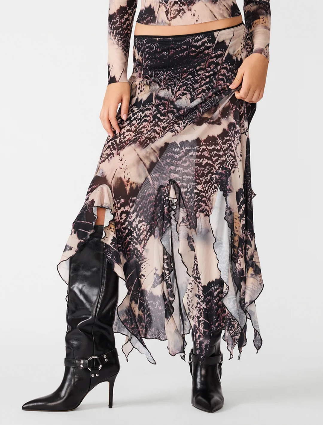 chelsey skirt in moon shadow