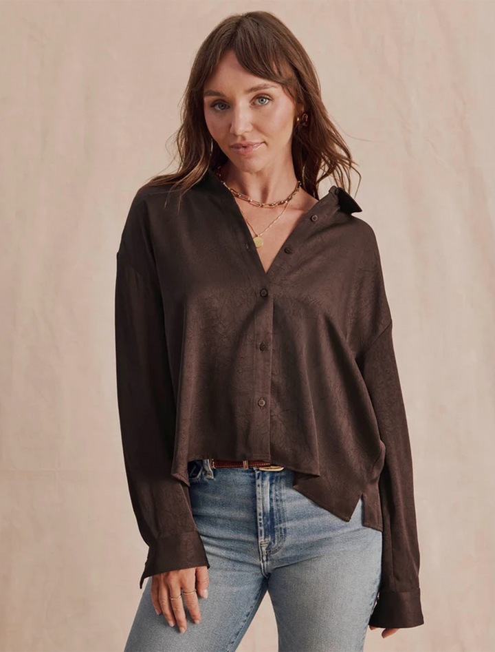 clara button down in java