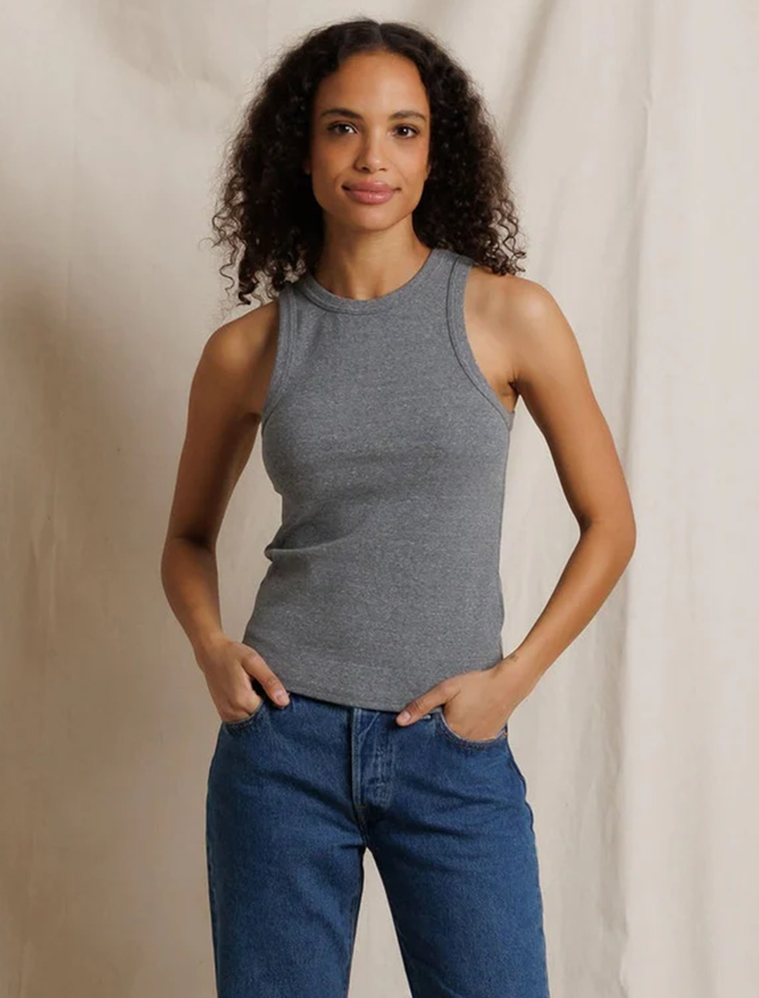 daphne tank in dark heather grey