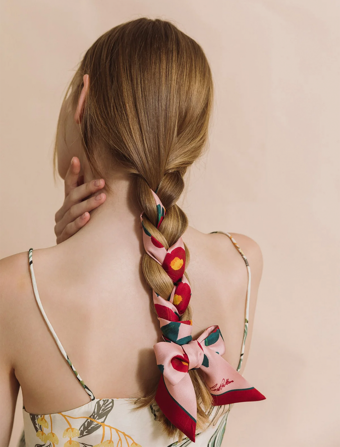camelia skinny scarf in red and pink floral