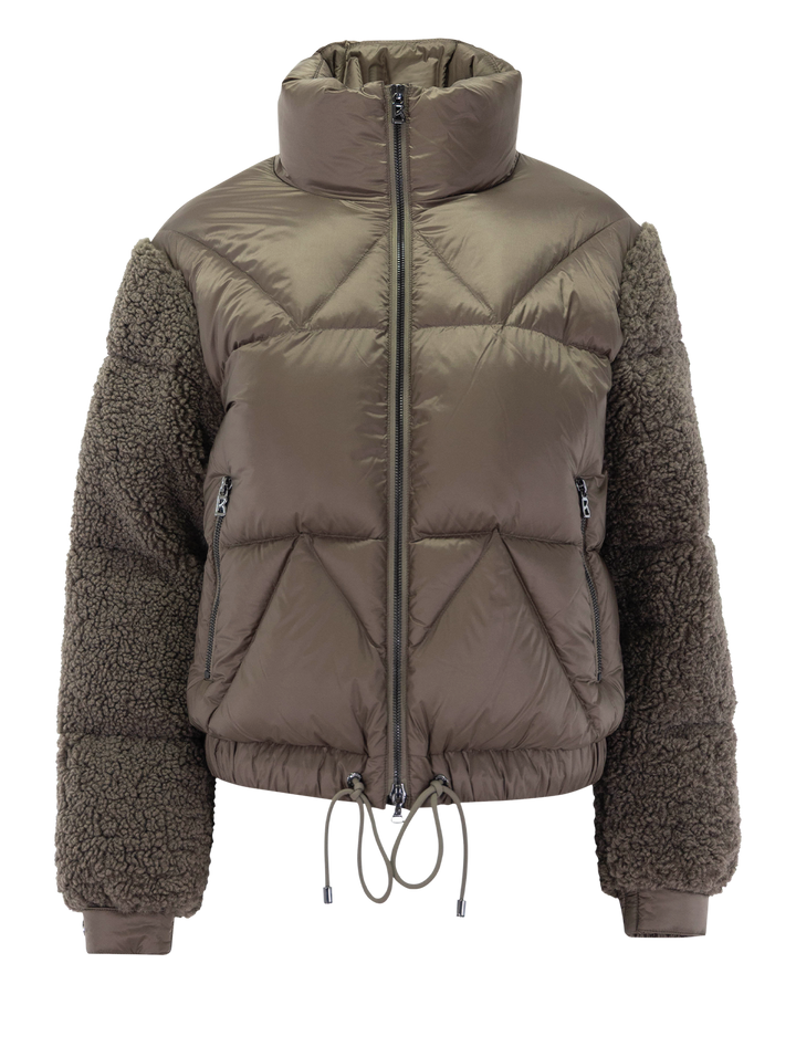 queeny in ash brown
