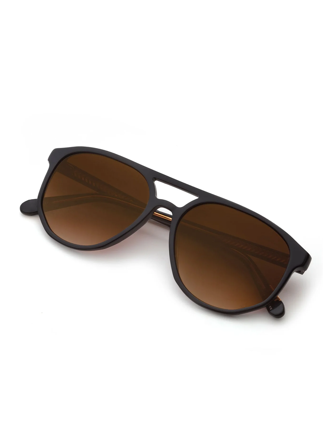 brando | black + black tea