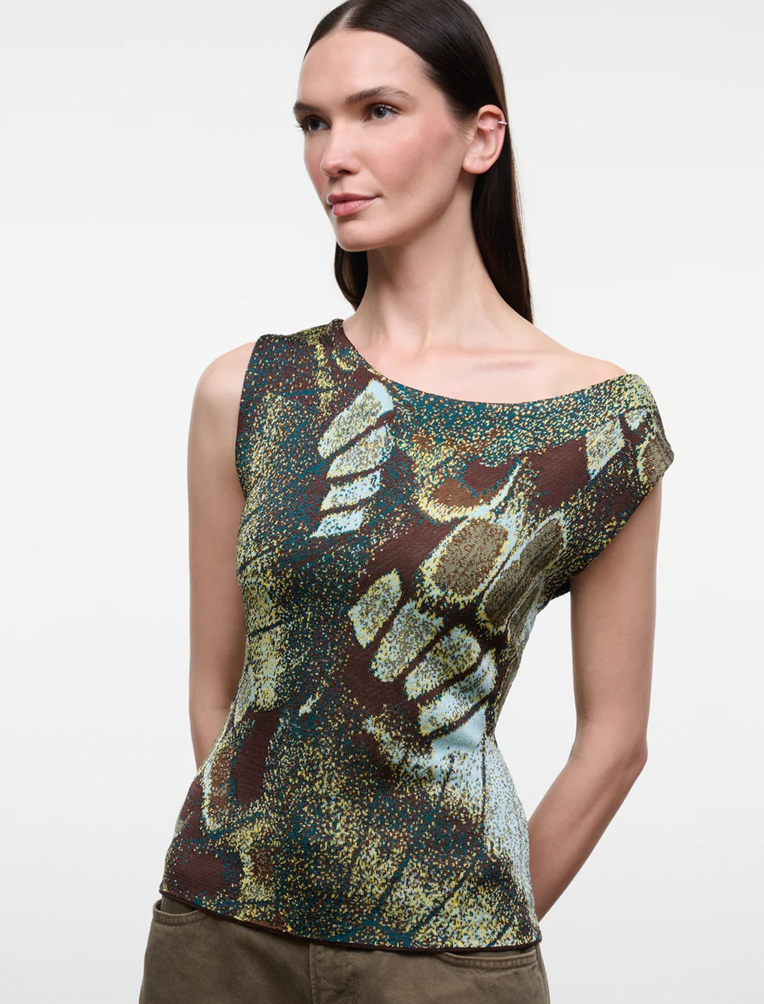 veronica top in butterfly moss
