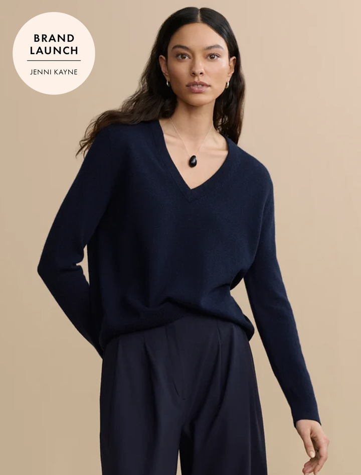 flynn cashmere v-neck sweater in dark navy