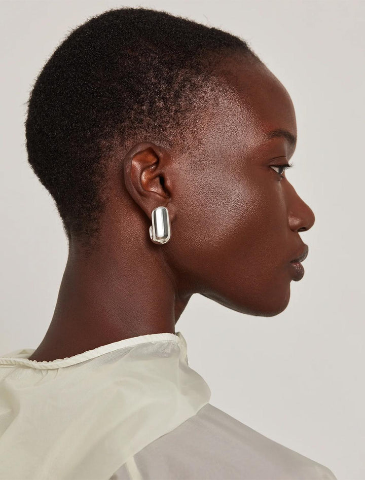 leon earrings in silver