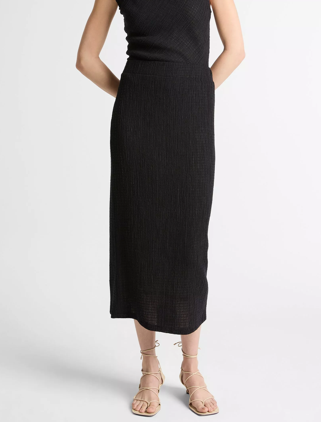 shadow grid midi skirt in black