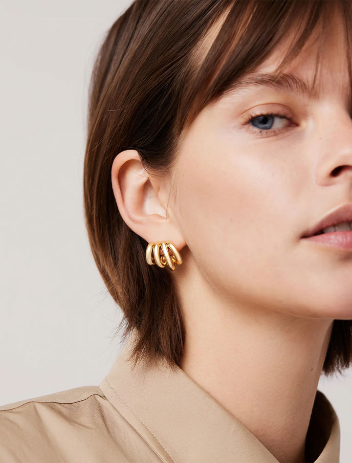 monroe earrings in gold