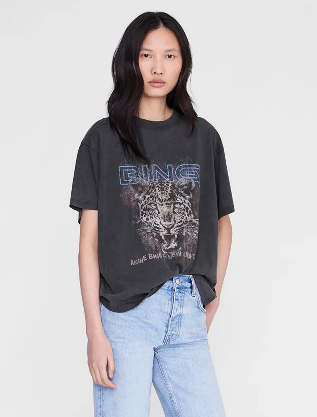 cade tee leo muse in washed black