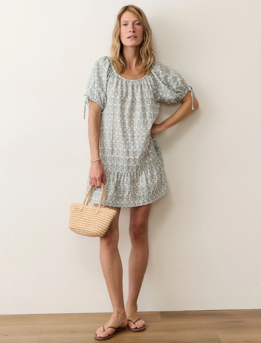 clio dress in olivia print
