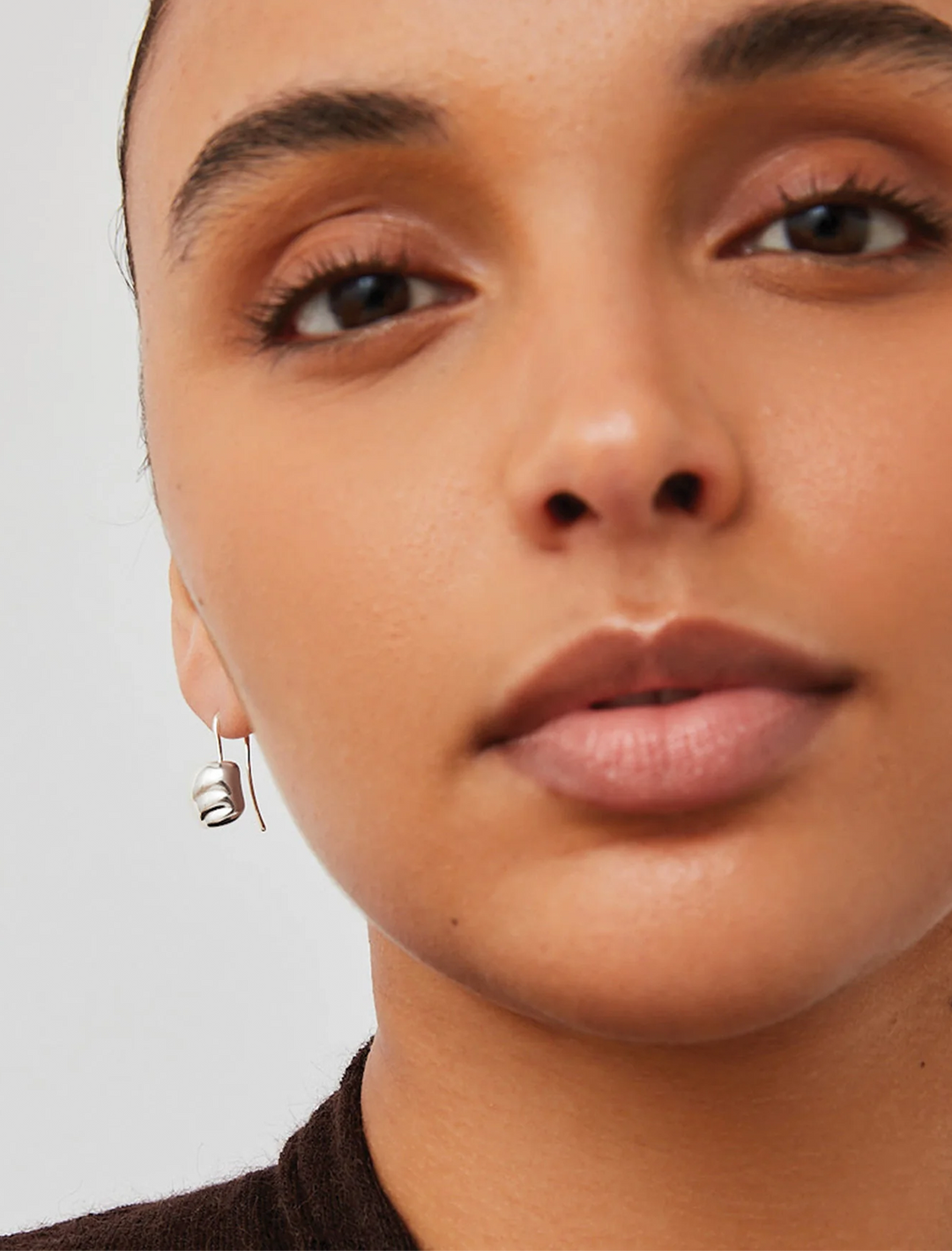 rue drop earrings in silver