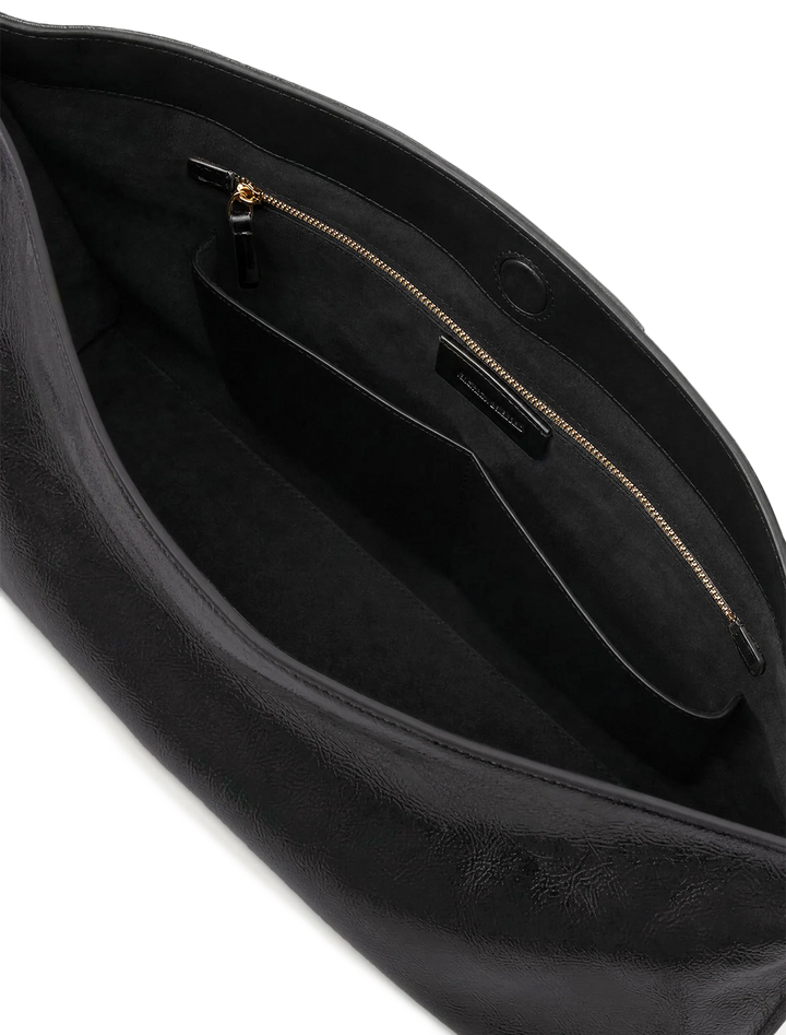 vida bag in black crinkle leather