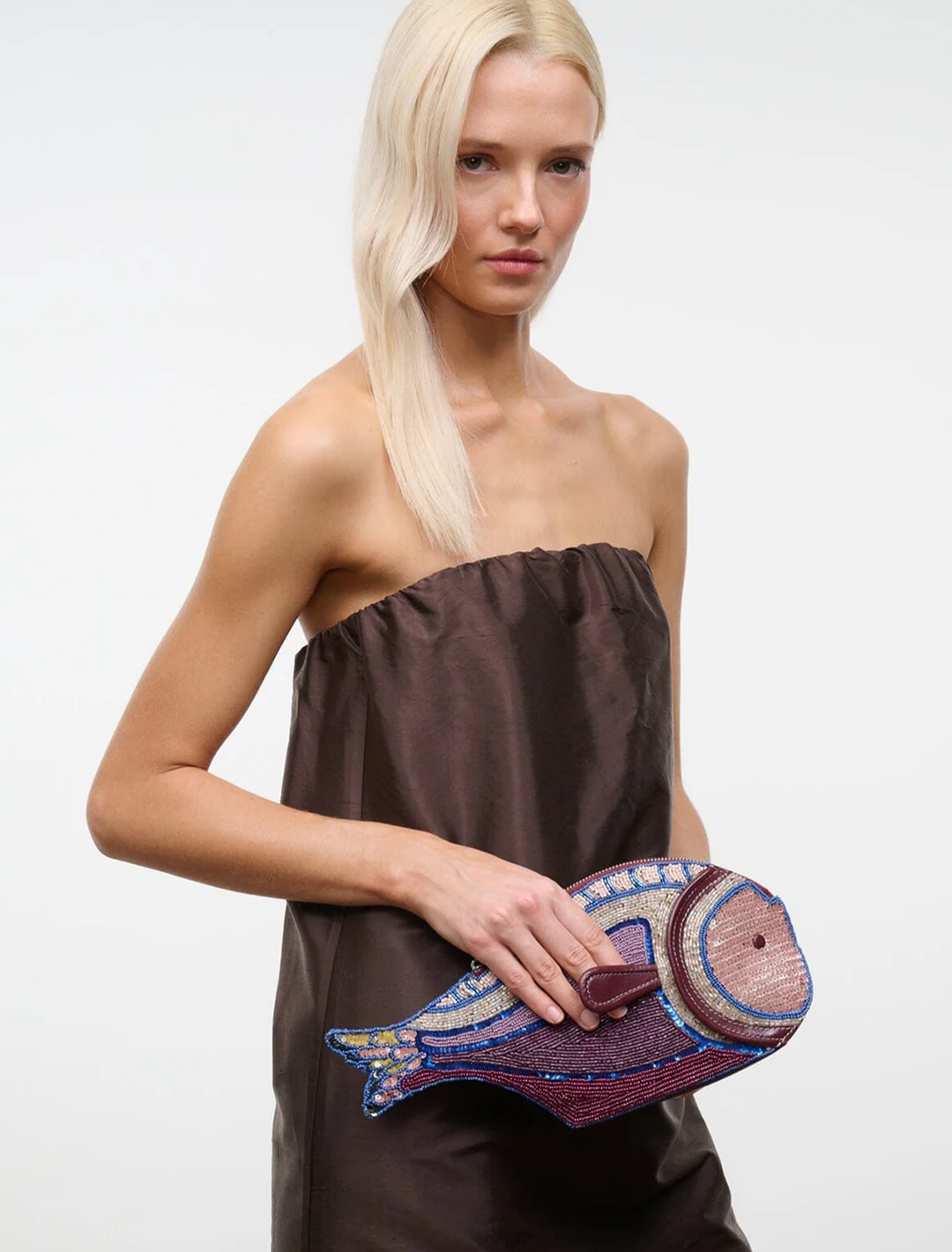 pesce ultraviolet beaded clutch
