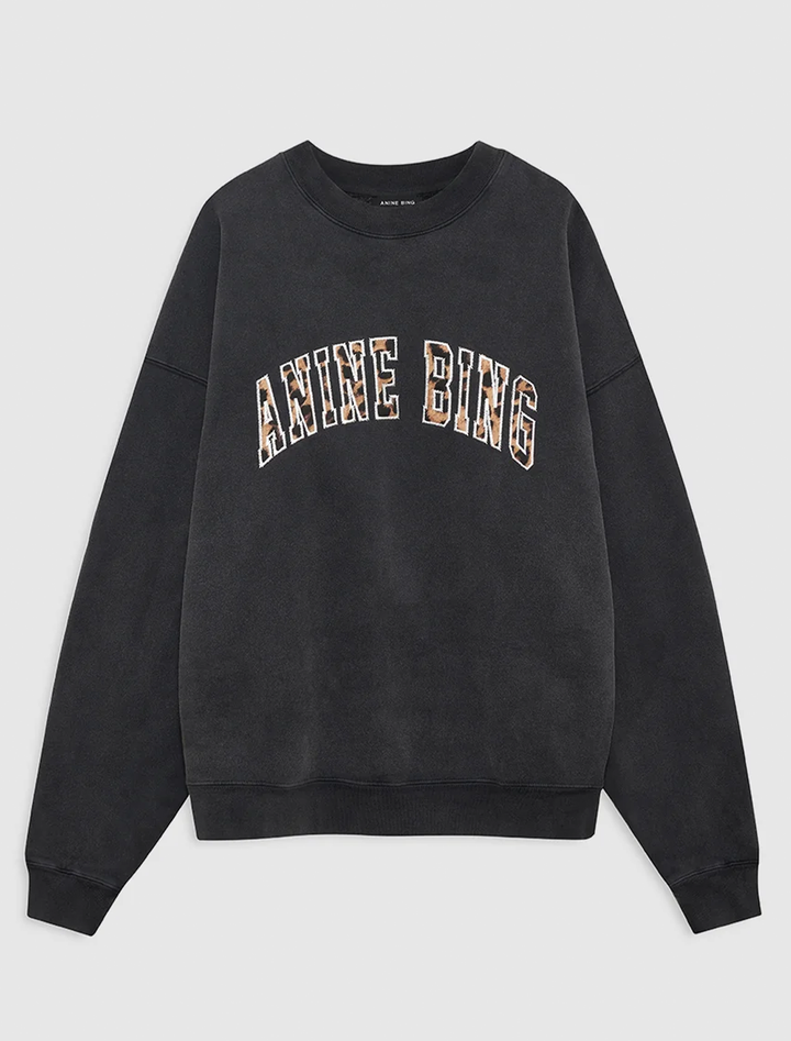 miles sweatshirt in washed black leopard logo