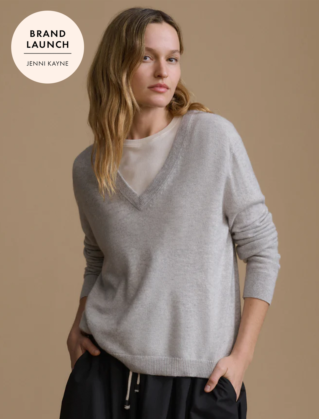 flynn cashmere v-neck sweater in grey