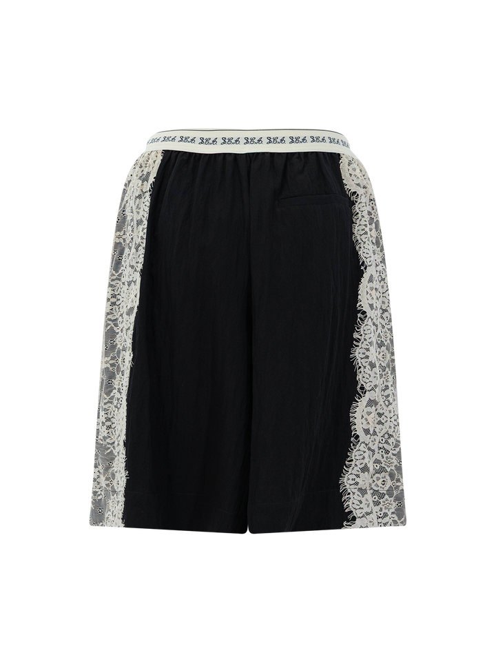 lisette solid knee length shorts