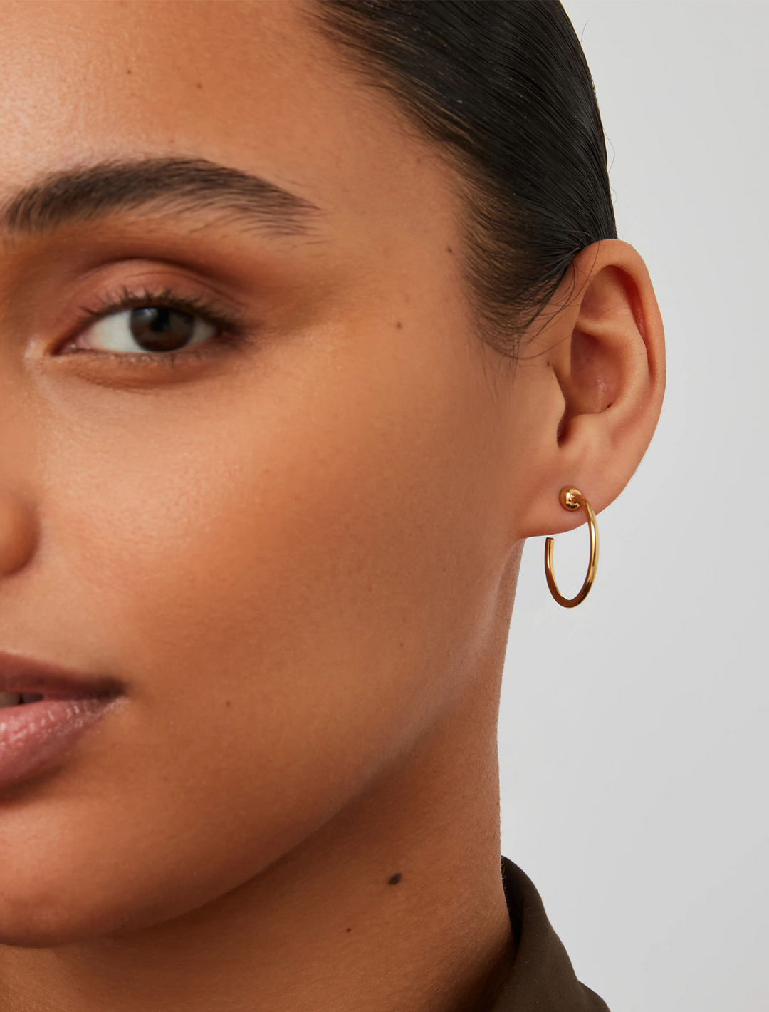 mini icon hoops in gold
