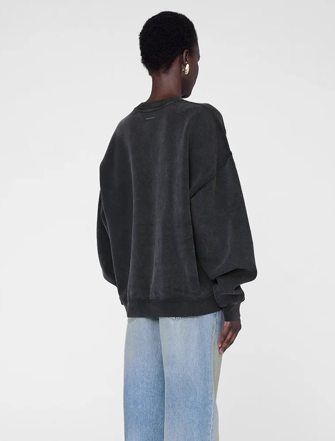miles sweatshirt in washed black leopard logo