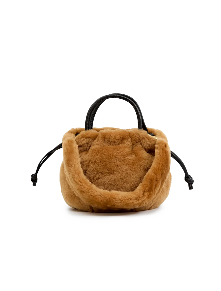 shortie strap in teddy shearling