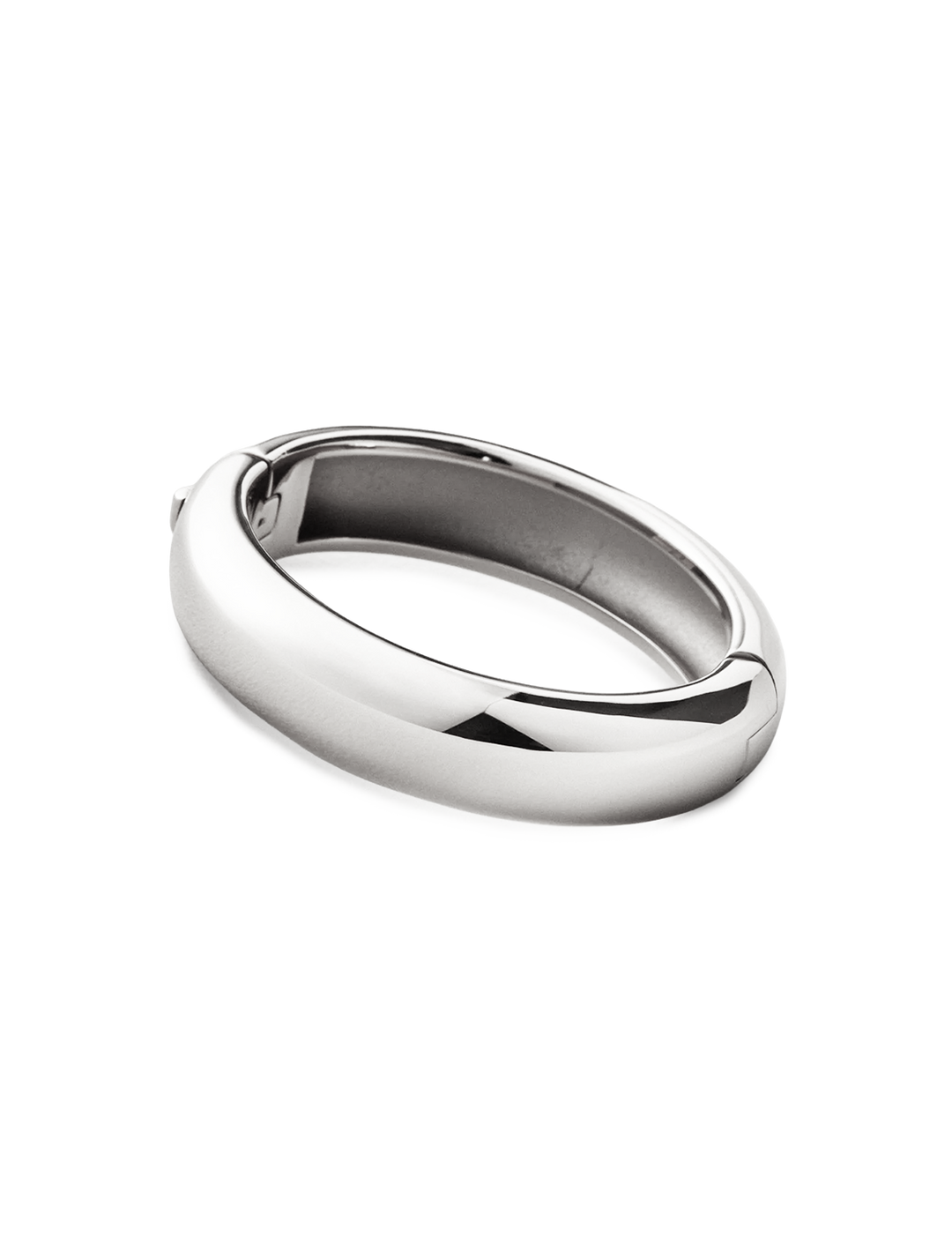 gemma bangle in platinum