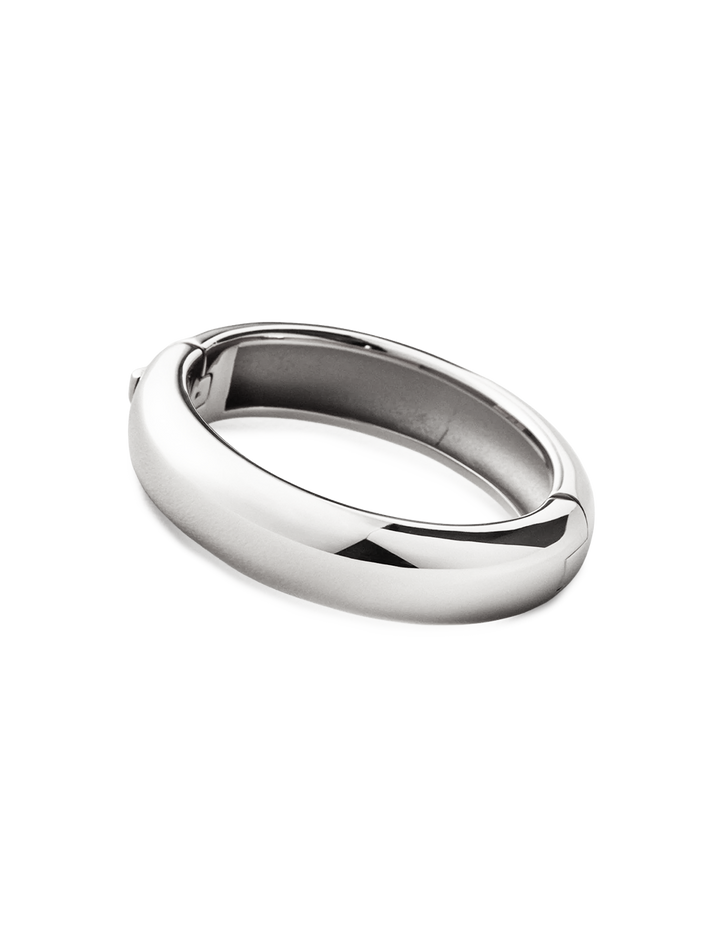 gemma bangle in platinum