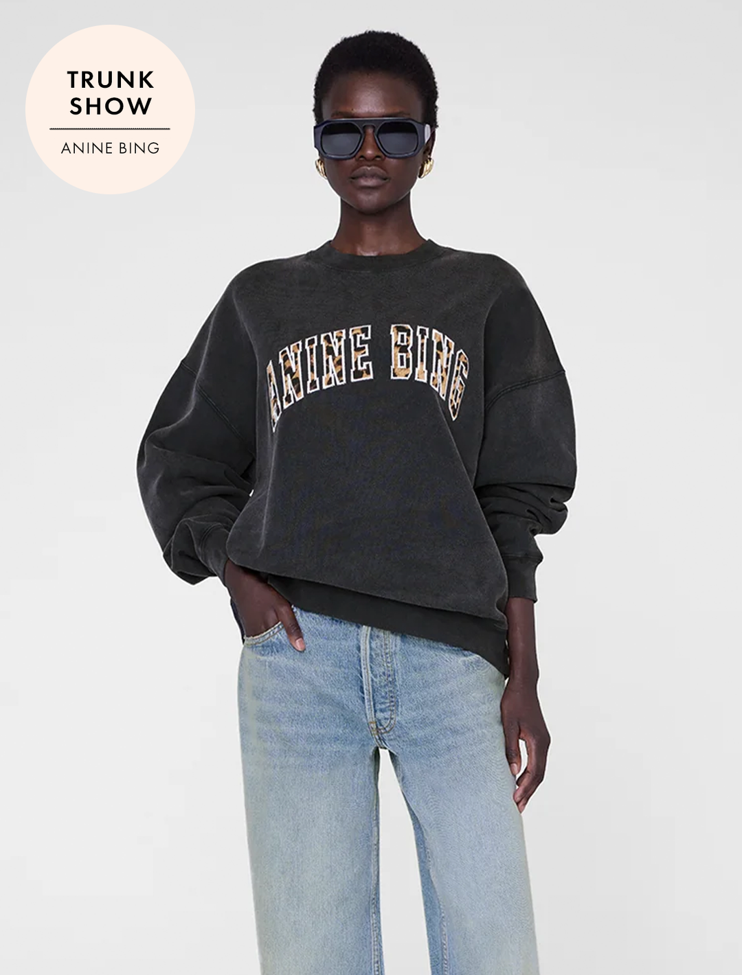 miles sweatshirt in washed black leopard logo