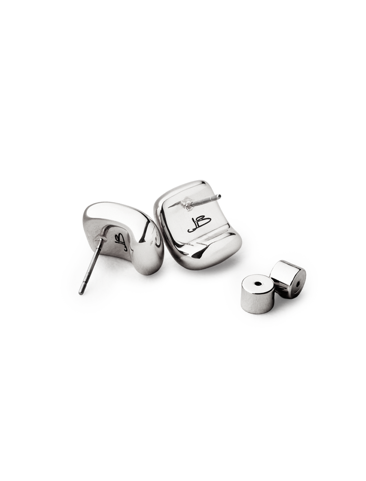 mini tate earring in silver