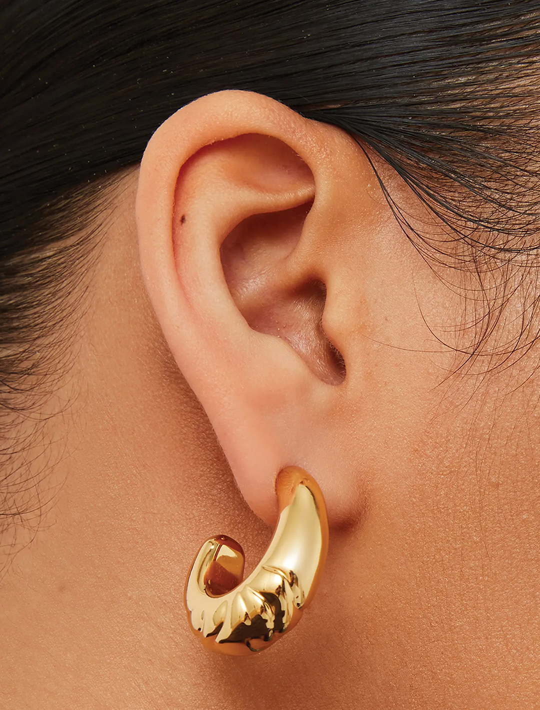 slim nelle hoops in gold