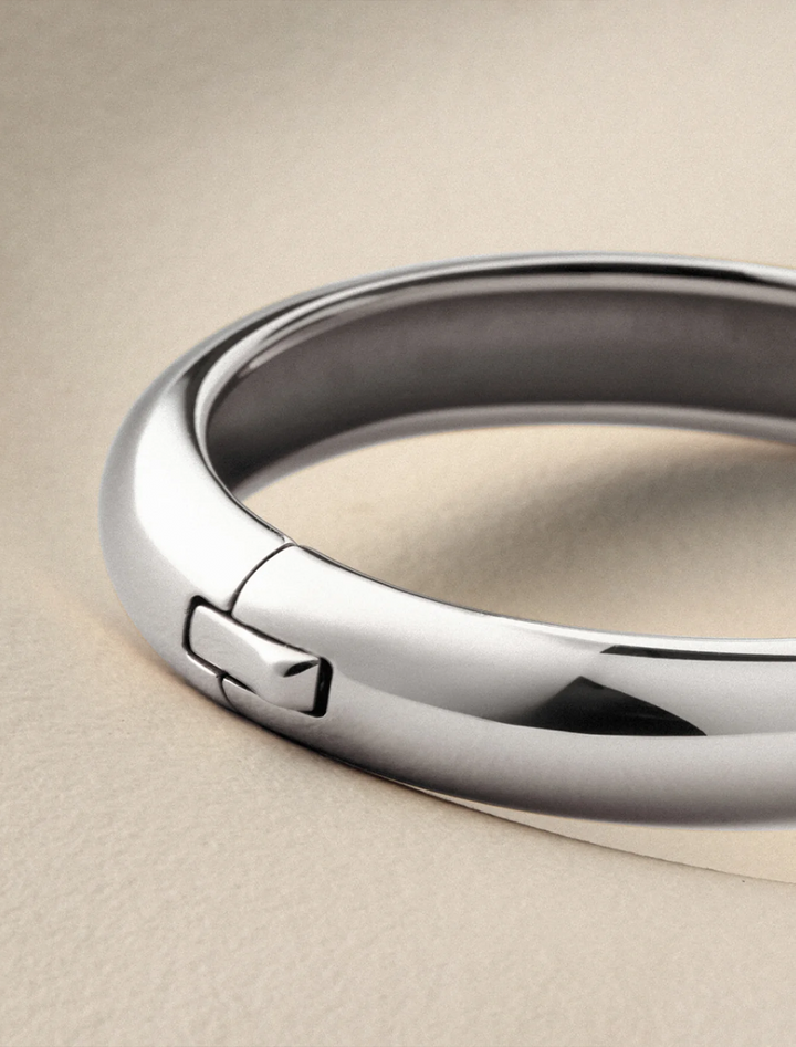 gia mega bangle in silver