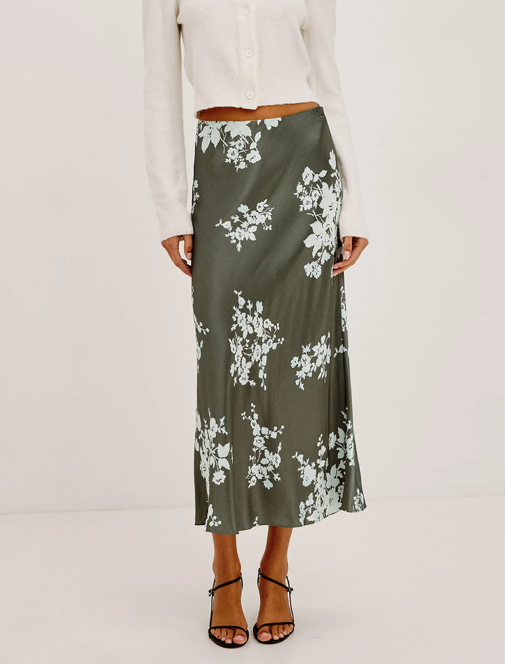 anya skirt in lace floral