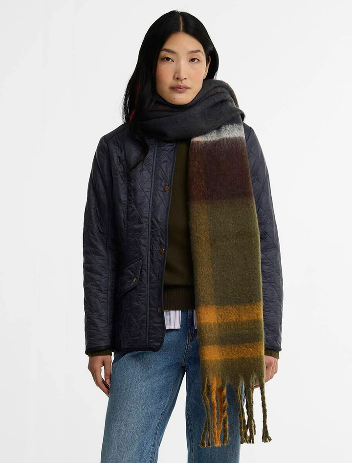 isla tartan boucle scarf in classic plaid