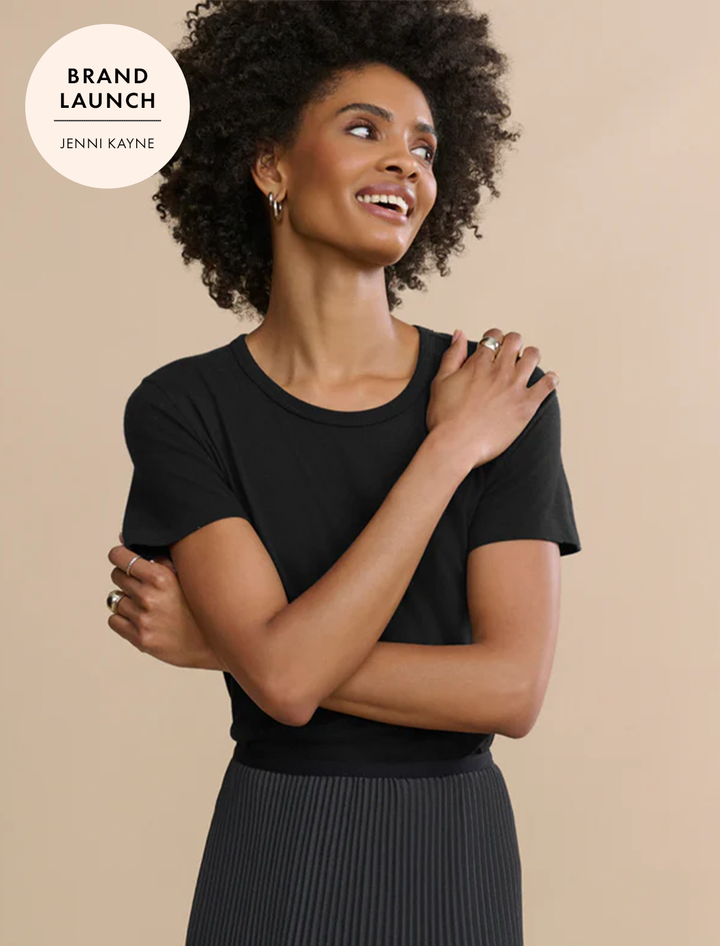 slim tee in black