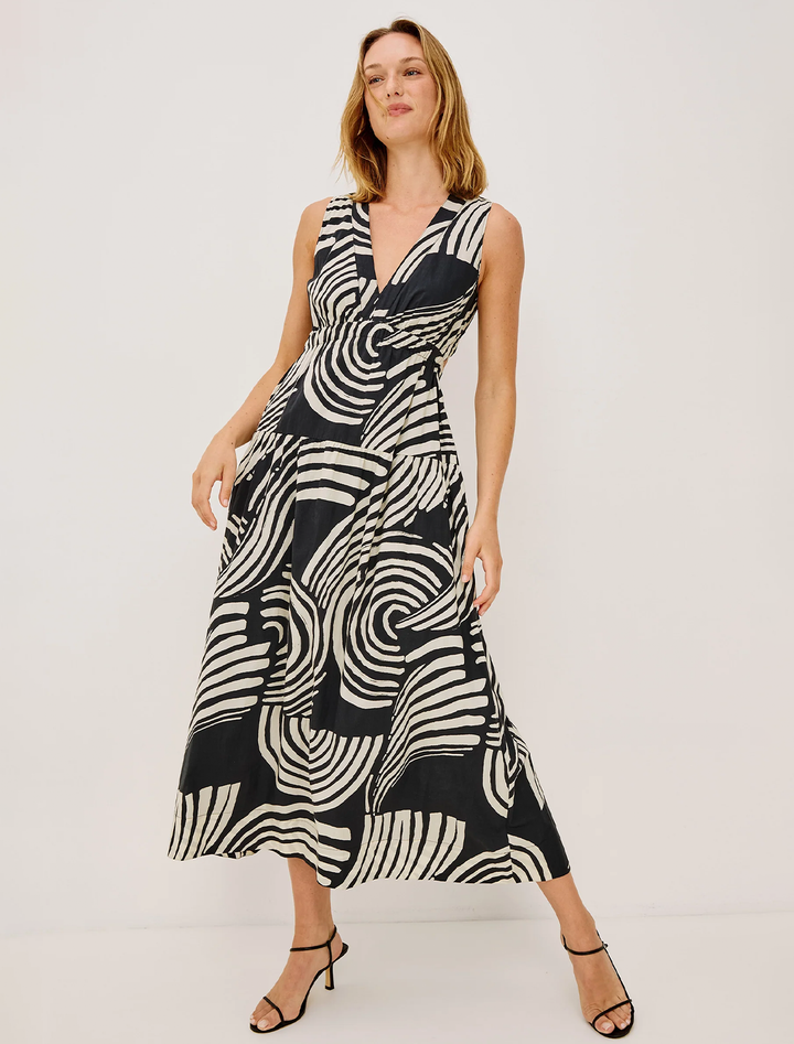 genevieve dress in onyx waves