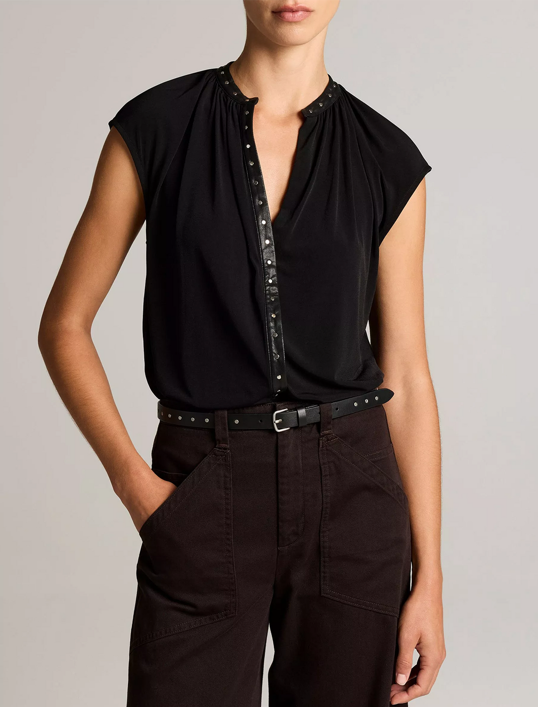 stud detail top in black