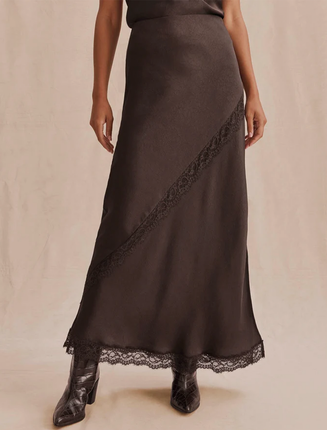 penelope lace maxi skirt in java