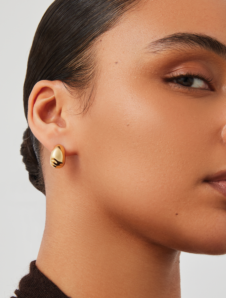 small nelle hoops in gold